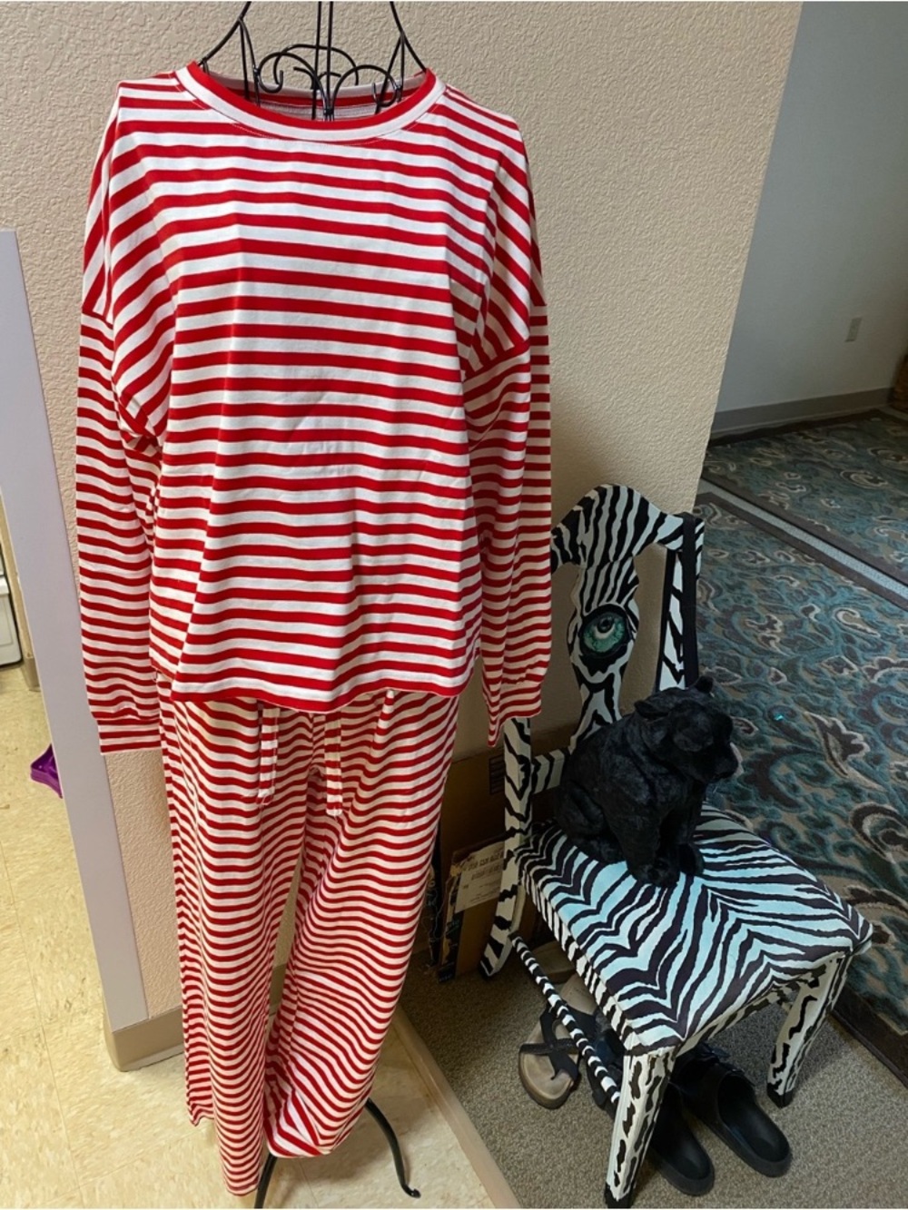 Women's Red & White Striped Pajama Set - Comfortable Lounge Top & Pants - Picture 5 of 13